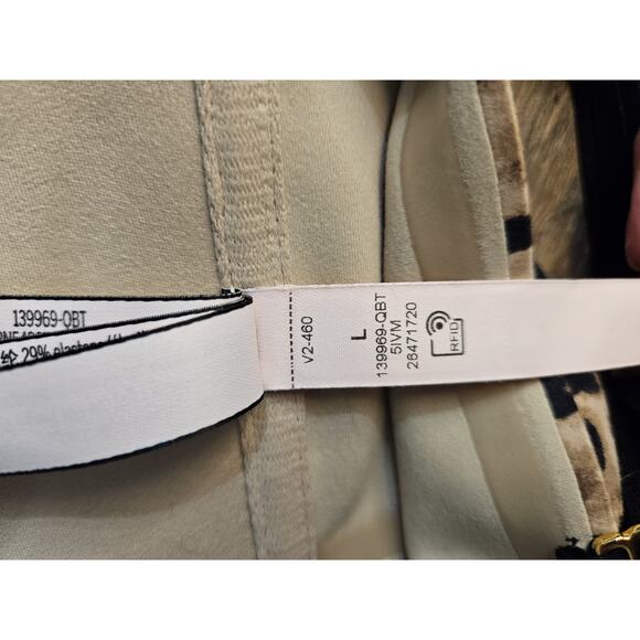 Victoria’s Secret Multiway Bra Animal Print Size Womens Large Wireless - Picture 14 of 16